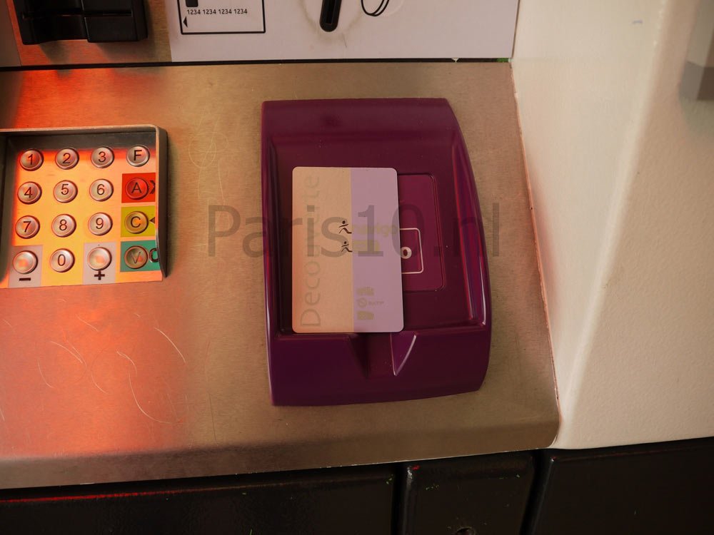 instructies om een Navigo pas te maken middels de automaat