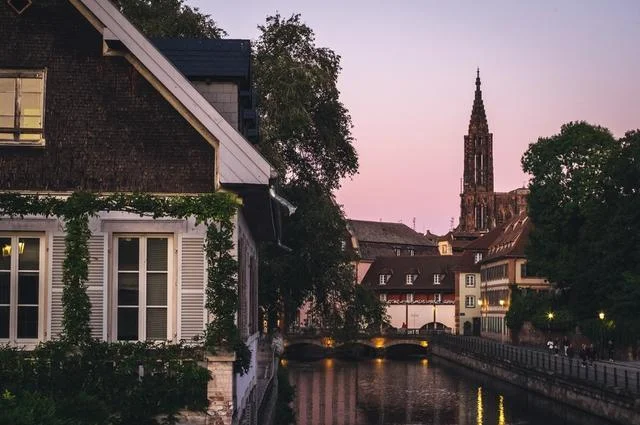 Een kamer in het oude centrum Straatsburg