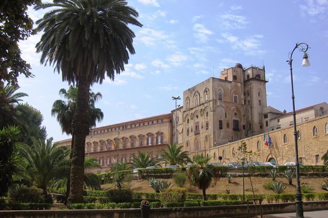 Foto: Archeologo / Wikimedia Commons / CC-BY-SA-4.0 Het Normandische paleis