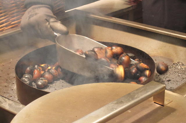 Foto: Liesbeth den Toom / Flickr / CC-BY-SA 2.0 De Kerst Arche de la Défense