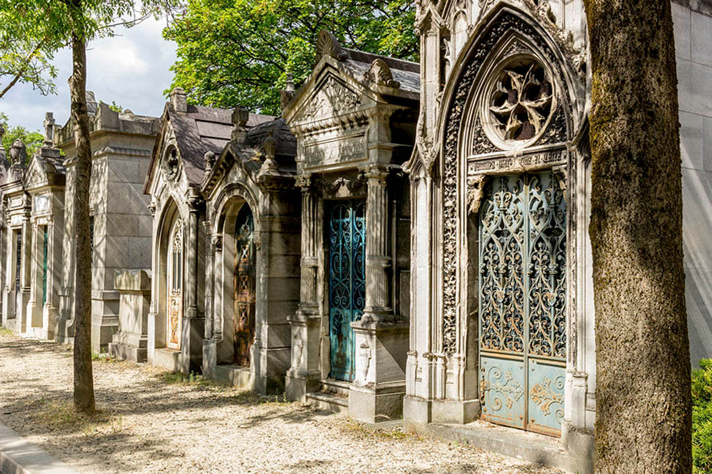 Père-Lachaise begraafplaats: beroemde graven, legendes en plattegrond