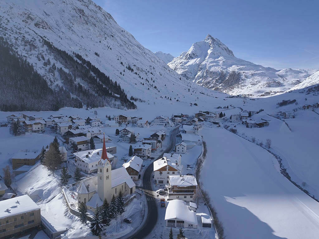 De Alpen in december: Ischgl