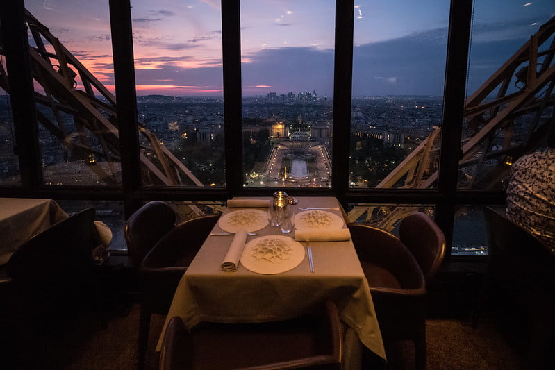 Le Jules Verne Lunch en diner aan de Eiffeltoren: Le Jules Verne